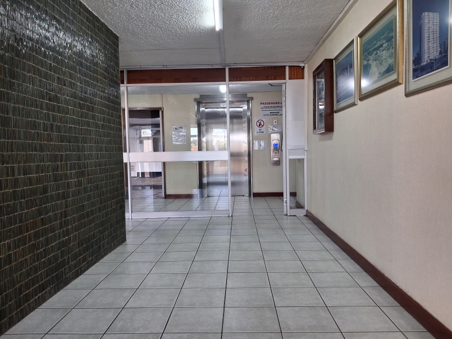 1 Bedroom Property for Sale in Humewood Eastern Cape